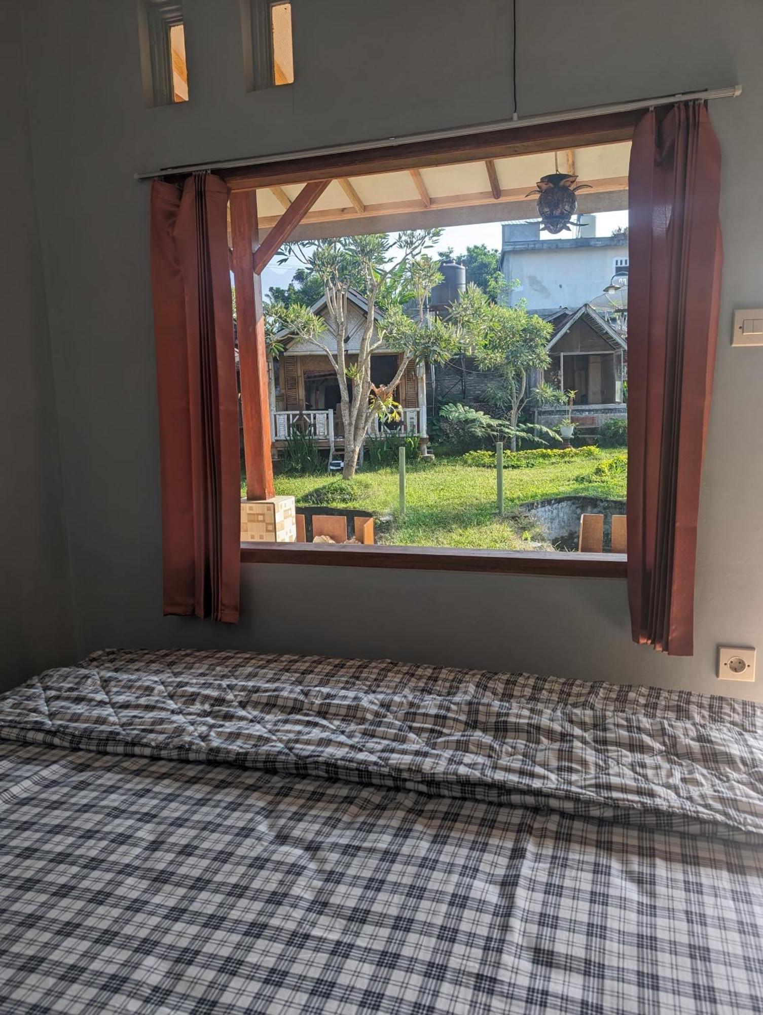 Linkgreen Homestay Lombok Тетебату Номер фото
